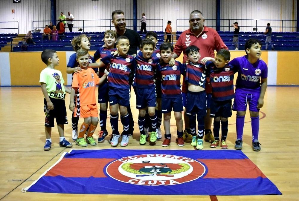 El Puerto Atlético On365 logra el título liguero en la categoría Prebenjamín FS