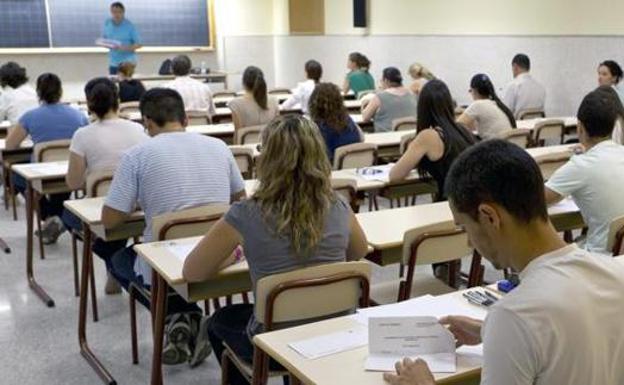 CSIF reclama al Gobierno que cambie el modelo de oposiciones de los docentes