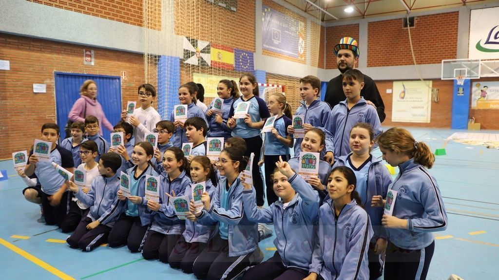 500 alumnos de la ciudad disfrutan del Día Internacional de la Lengua Materna a base de juegos