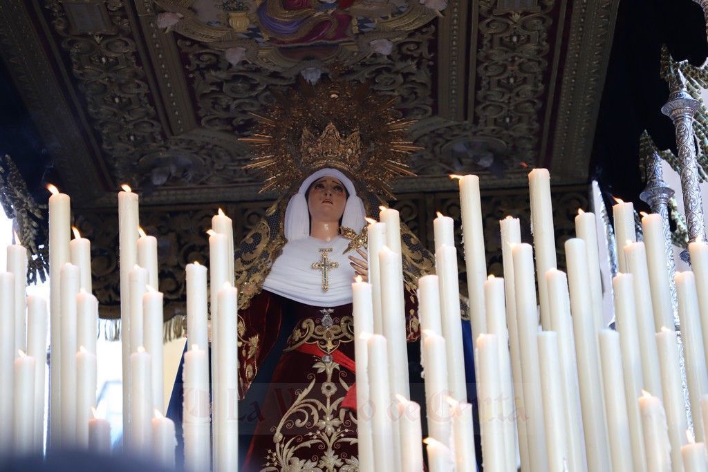 Una Hermandad de Las Penas renovada vive un intenso Jueves Santo