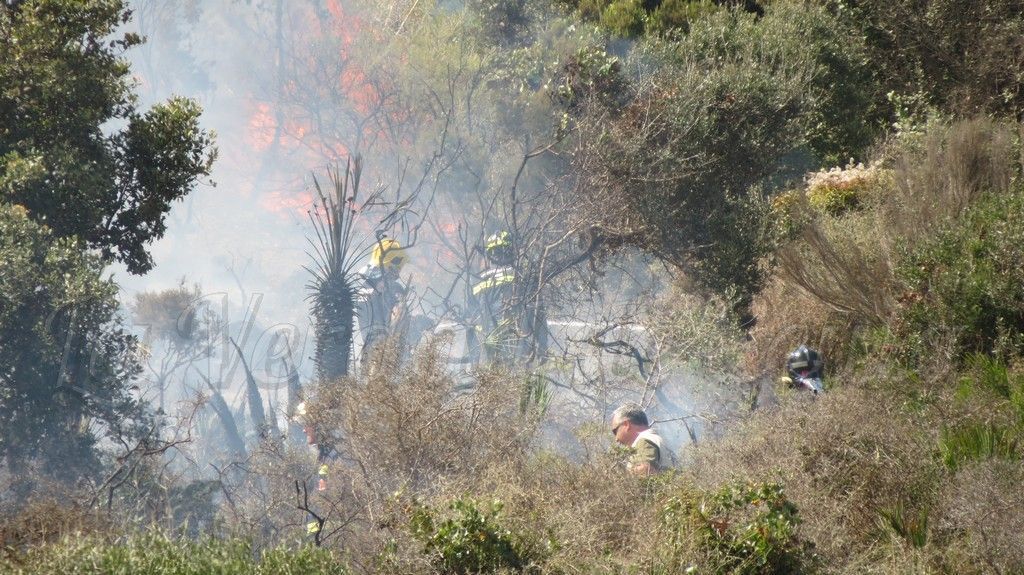 Los bomberos reclaman el pago de los servicios extraordinarios por acudir a incendios forestales