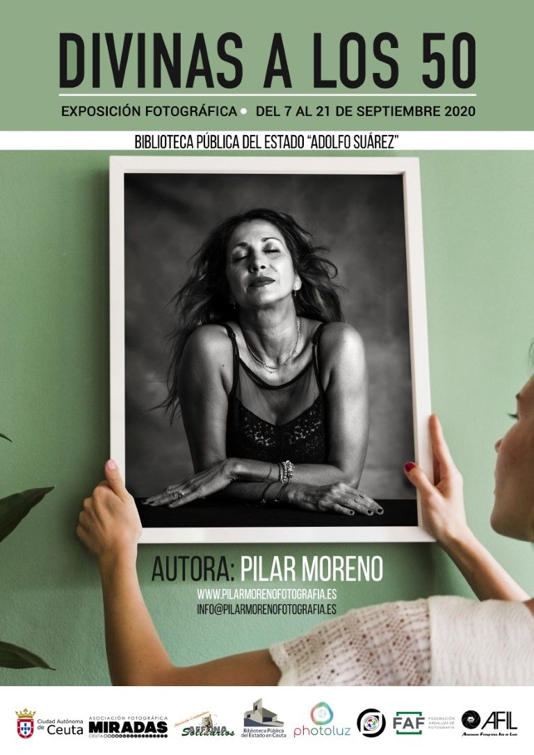 La Biblioteca Pública acoge la exposición de fotografías “Divinas a los 50”