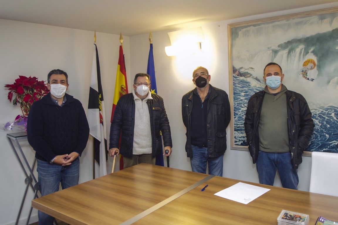Cultura dará 11.300 euros a la asociación de Amigos de los Vehículos de Época