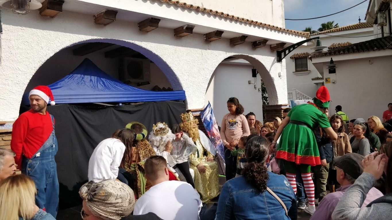 La Confederación de Empresarios cierra la campaña navideña con una fiesta infantil
