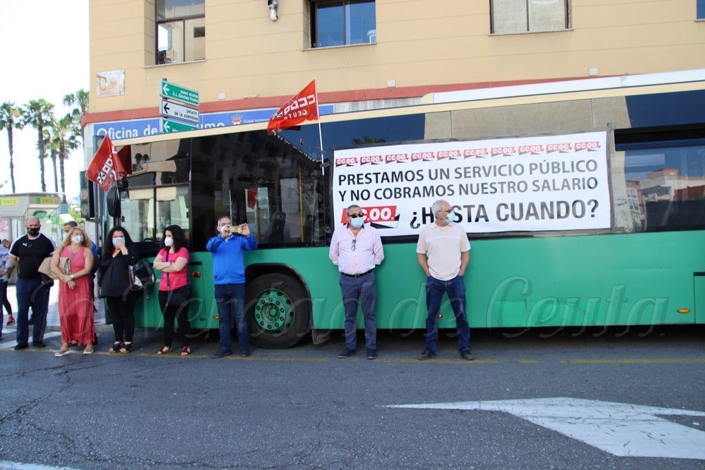 El PSOE insta al Gobierno a dar una solución al transporte urbano