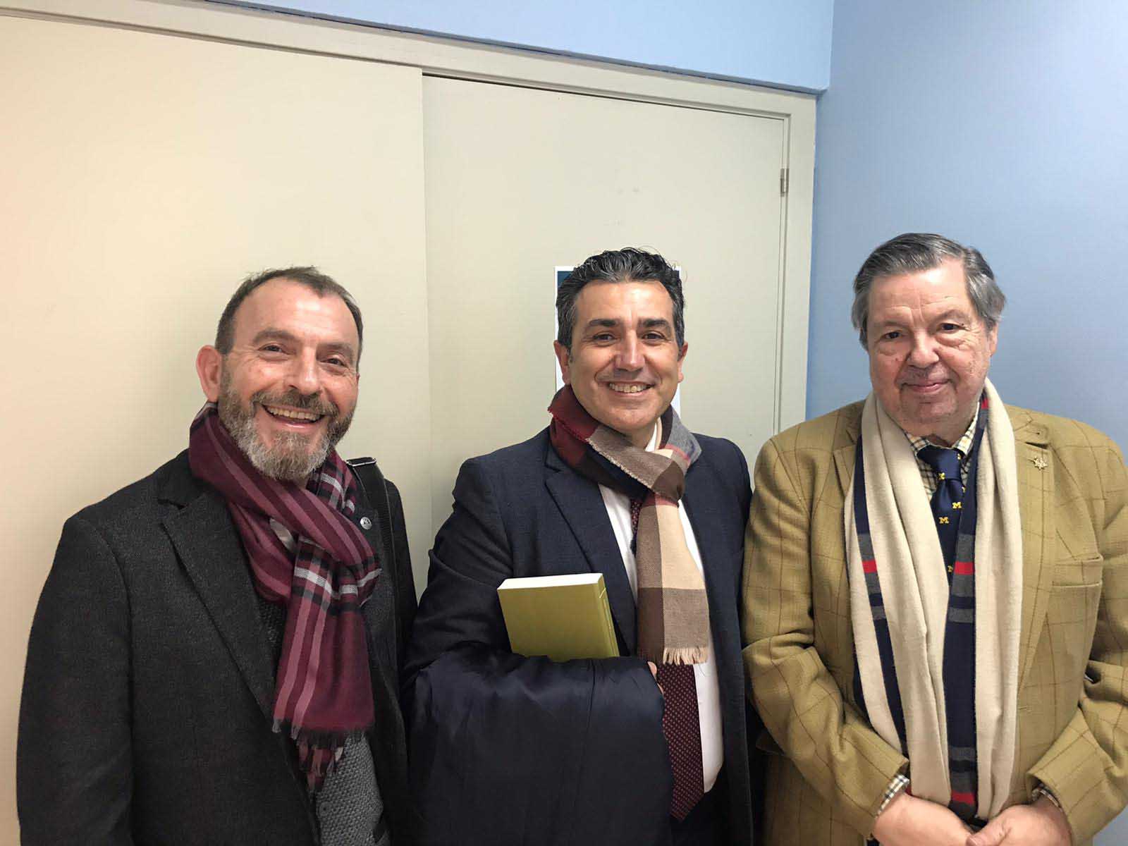 Carlos Rontomé asiste en Madrid a la presentación de un libro con un capítulo dedicado a Ceuta