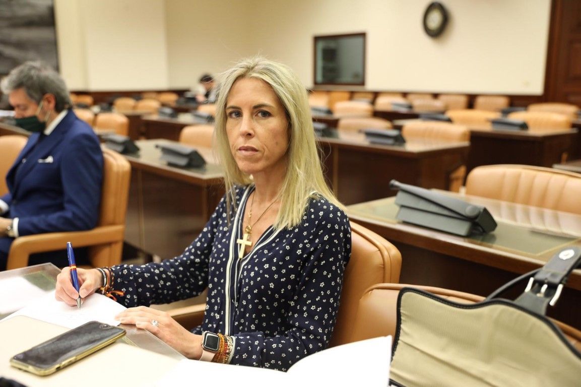 Teresa López advierte de que hay que proteger a nuestros niños de la violencia sin arrasar con su inocencia