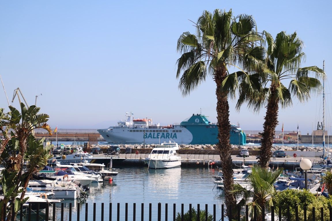 El último barco de Balearia del domingo vuelve a salir con retraso: esta vez 45 minutos