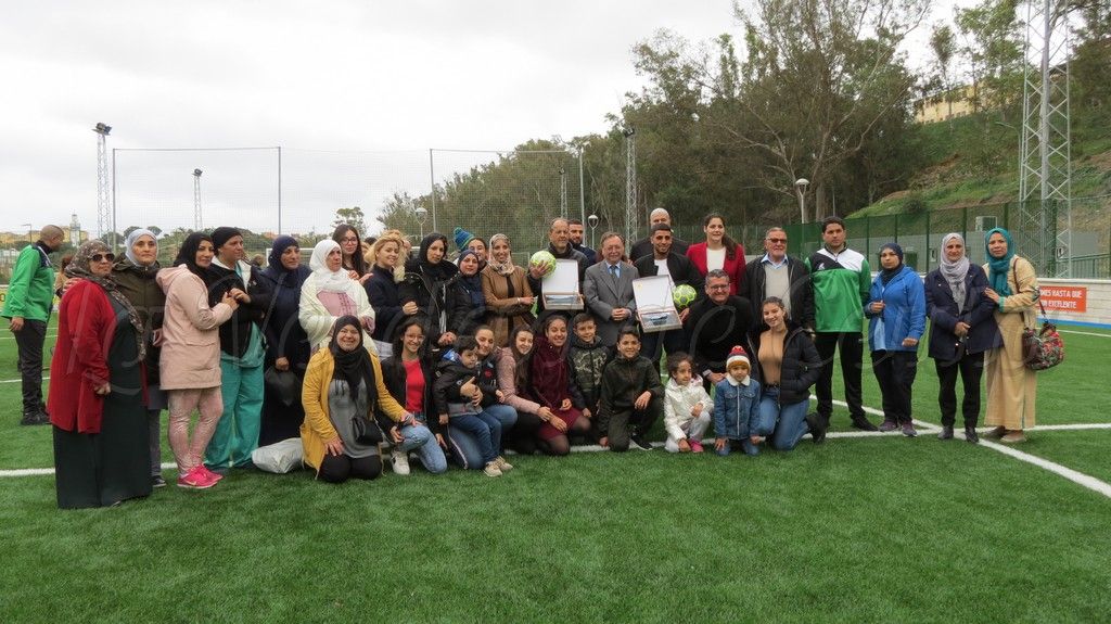 Ciudad y FFCE inauguran los campos de fútbol con los nombres de Tuhami y Ayman