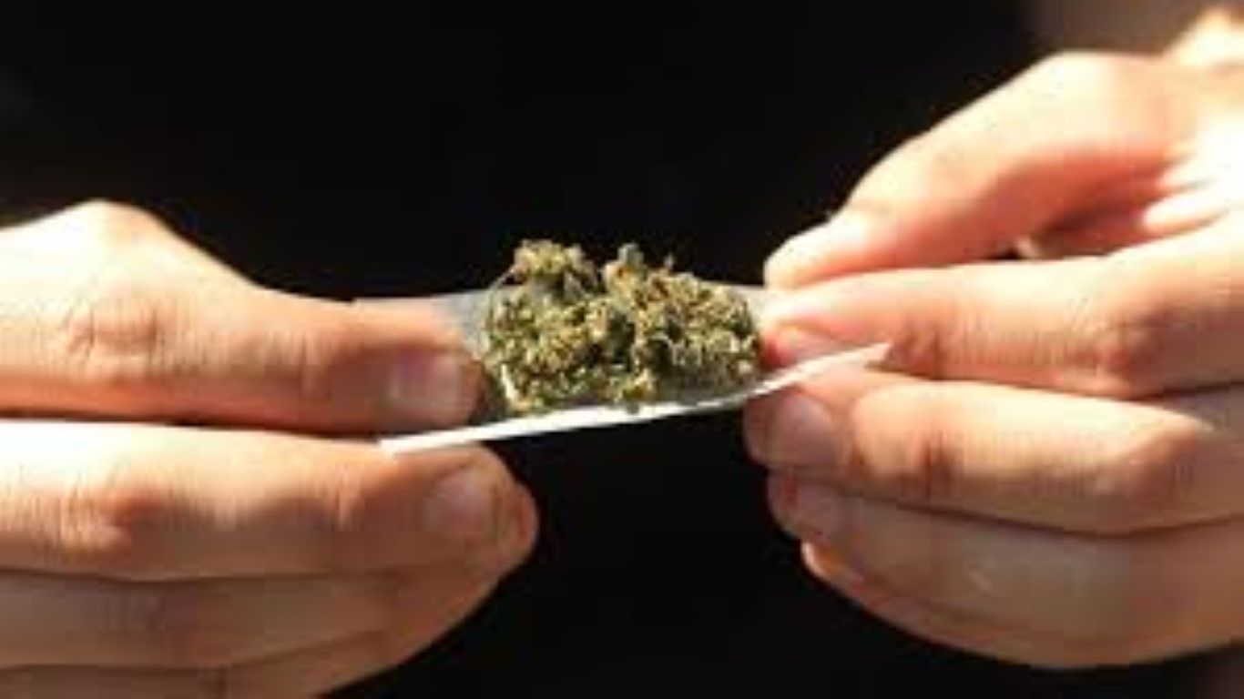 La Policía Local denunció a 333 personas en febrero por consumo de drogas en la vía pública