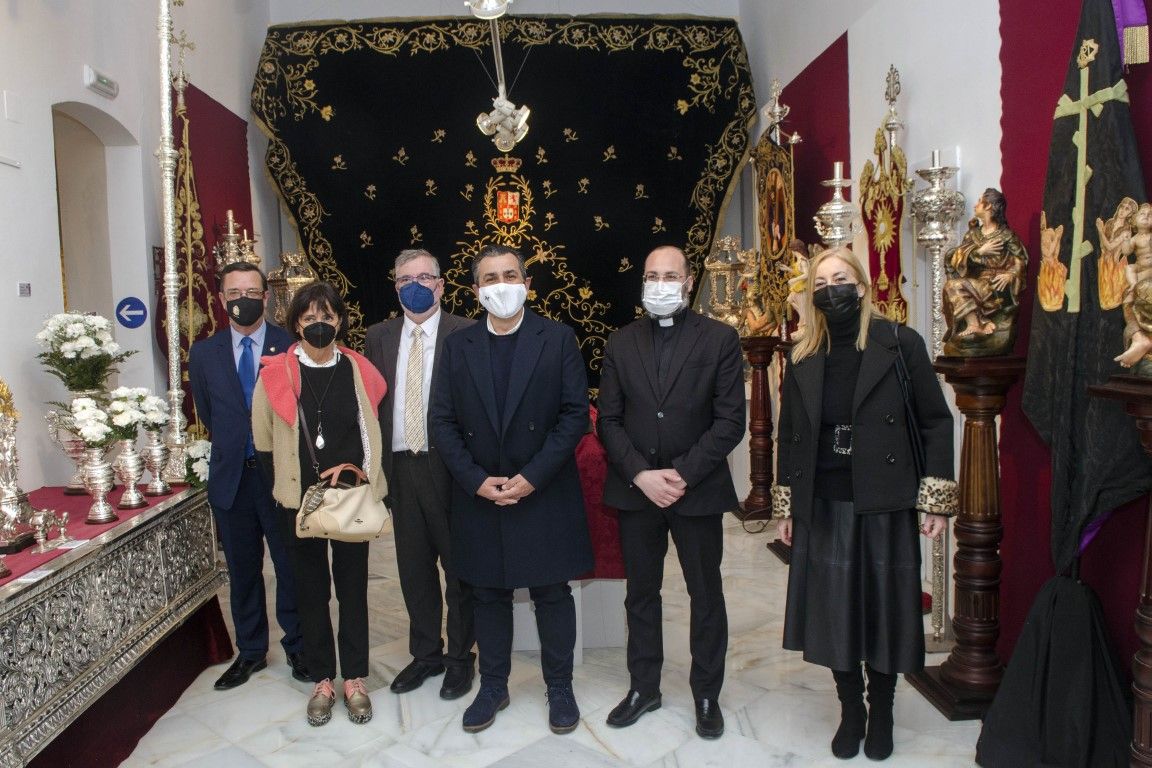 El Consejo de Hermandades inaugura su exposición en el Museo de Ceuta