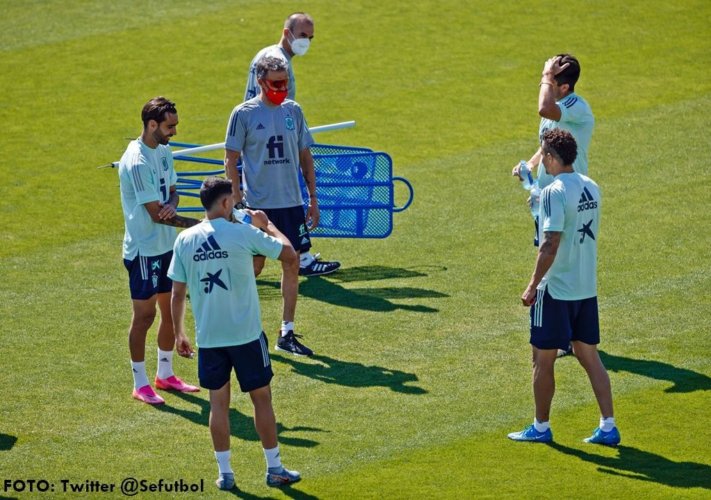 CCOO se muestra indignada y ‘contraataca’ la vacunación de la selección española de fútbol