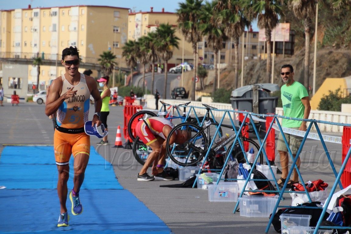 La Federación cancela el XI Triatlón Cros y añade un acuatlón popular al programa