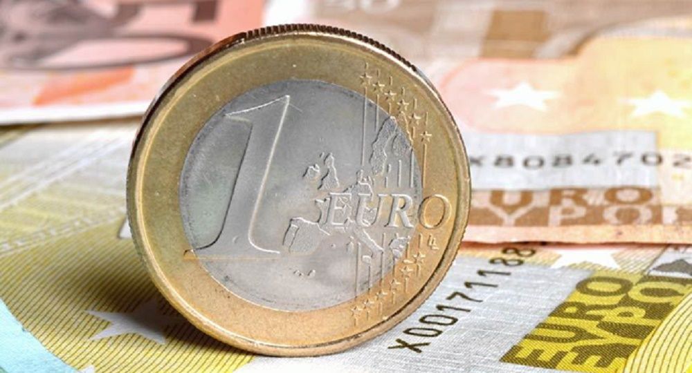 ADICAE reclama que los beneficios de los impuestos a la banca y a las energéticas repercutan en los consumidores