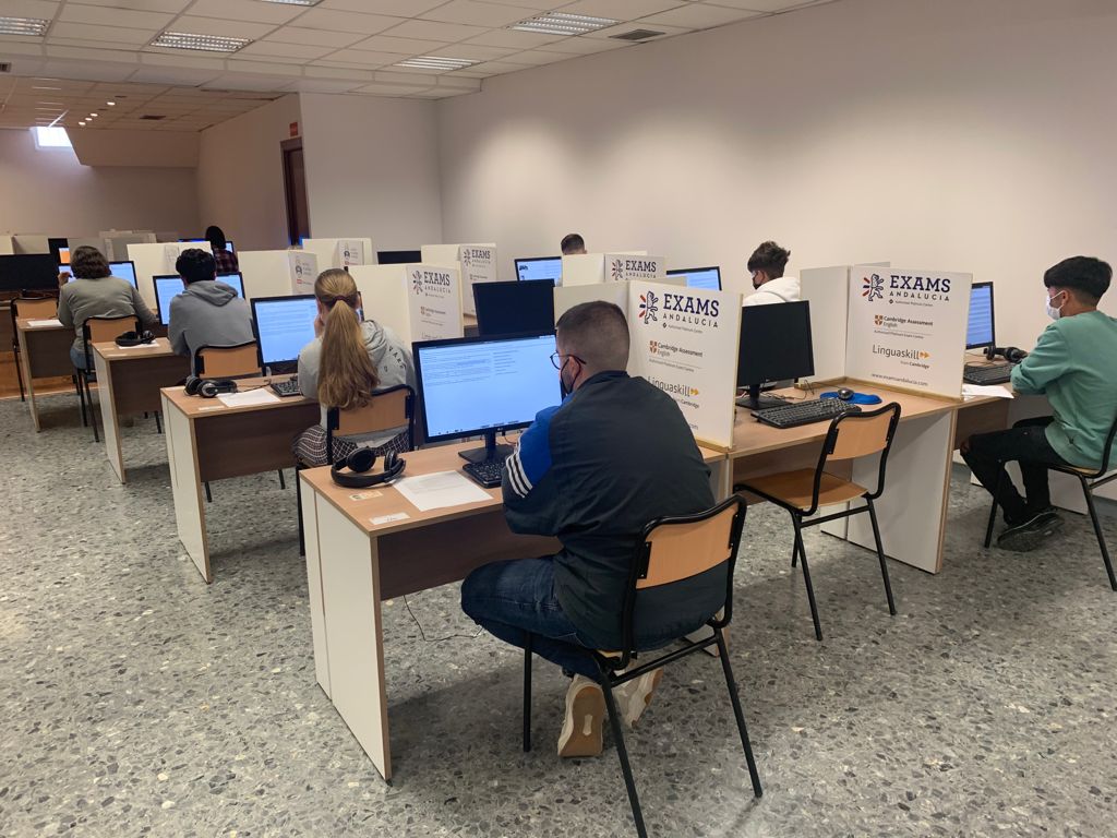 Escolares de Ceuta de familias desfavorecidas podrán acreditar su nivel oficial de inglés gracias a nuevas becas