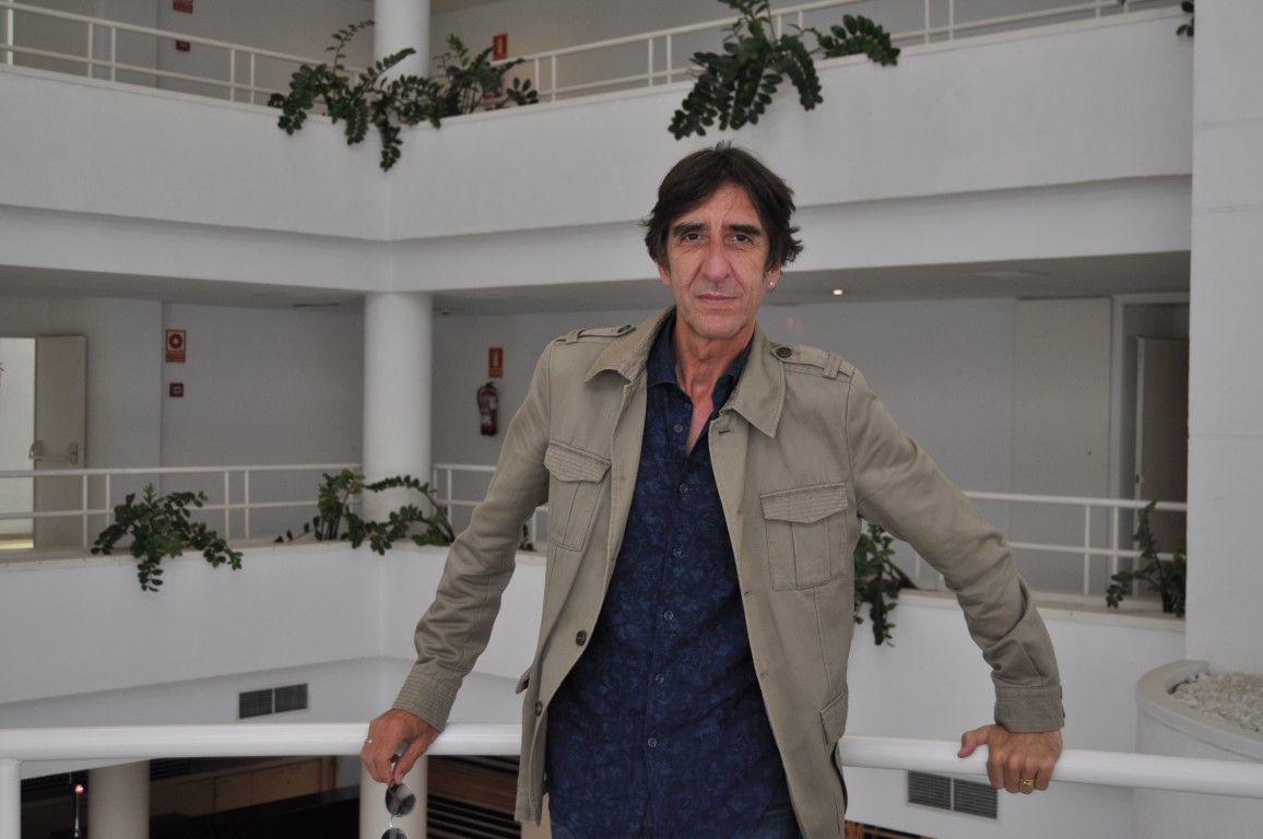 Benjamín Prado: con la poesía ha ocurrido un milagro, se ha puesto de moda