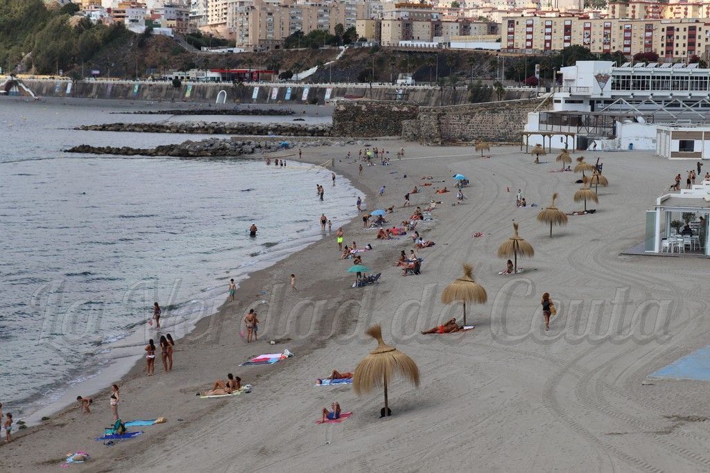 La Asociación Española de Consumidores pide a los consumidores que realicen un turismo sostenible este verano