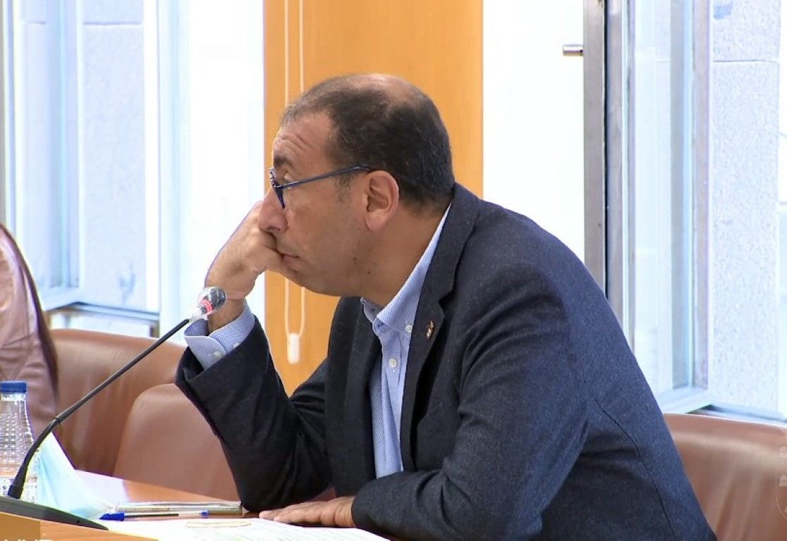 Caballas: “Podríamos plantearnos la creación de un Instituto de Investigación de Biomedicina y Biotecnología”