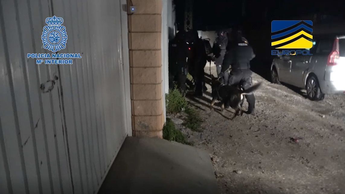 La Policía Nacional detiene a 20 personas dedicadas al tráfico ilegal de migrantes en embarcaciones entre el norte de África y España
