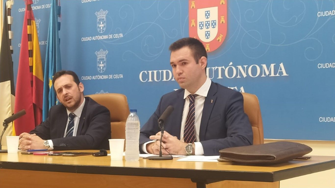 Vox abandona la junta de portavoces por la “traición” de Vivas al secundar el cambio de postura sobre el Sáhara