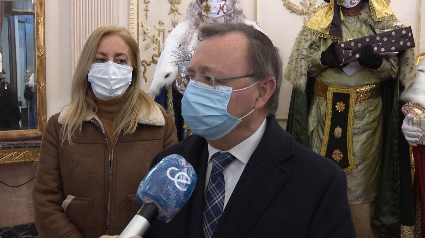 Juan Vivas, confinado por ser contacto con un positivo