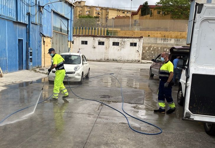 El trabajo intenso de TRACE en las naves del Tarajal