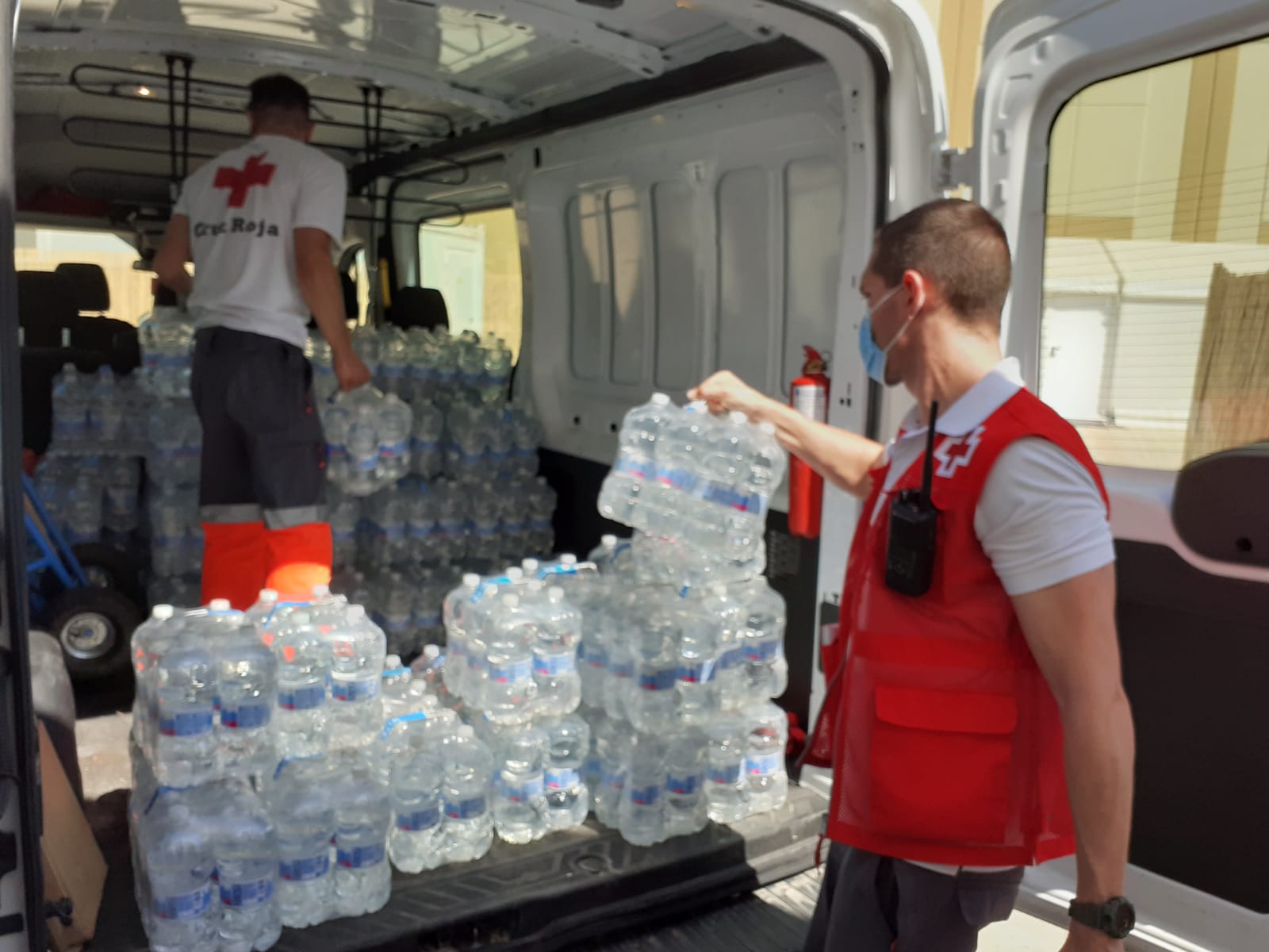La Cruz Roja Española ofrece consejos para combatir el calor