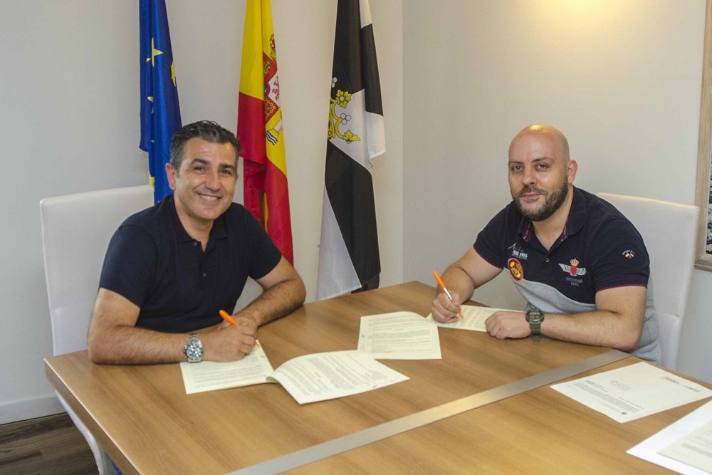 Firmado el convenio de colaboración con la Agrupación Musical de la Encrucijada