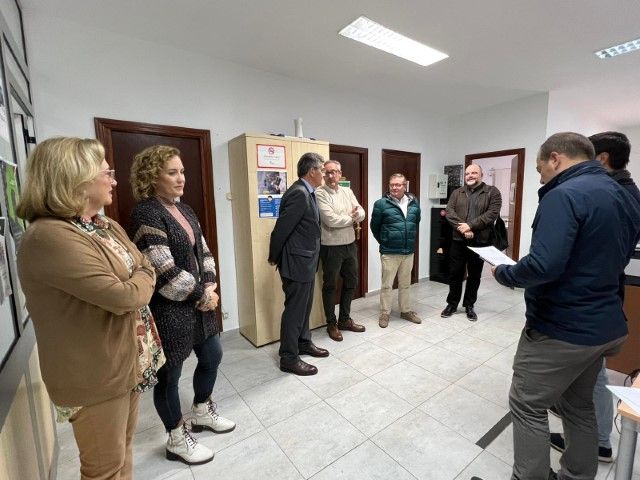 El Delegado del Gobierno se ha reunido hoy con las tres centrales sindicales más representativas