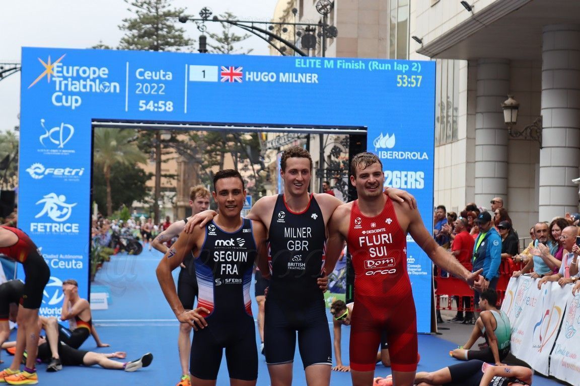 El británico Hugo Milner, campeón del Campeonato de Europa de Triatlón Ceuta 2022 en élite masculina