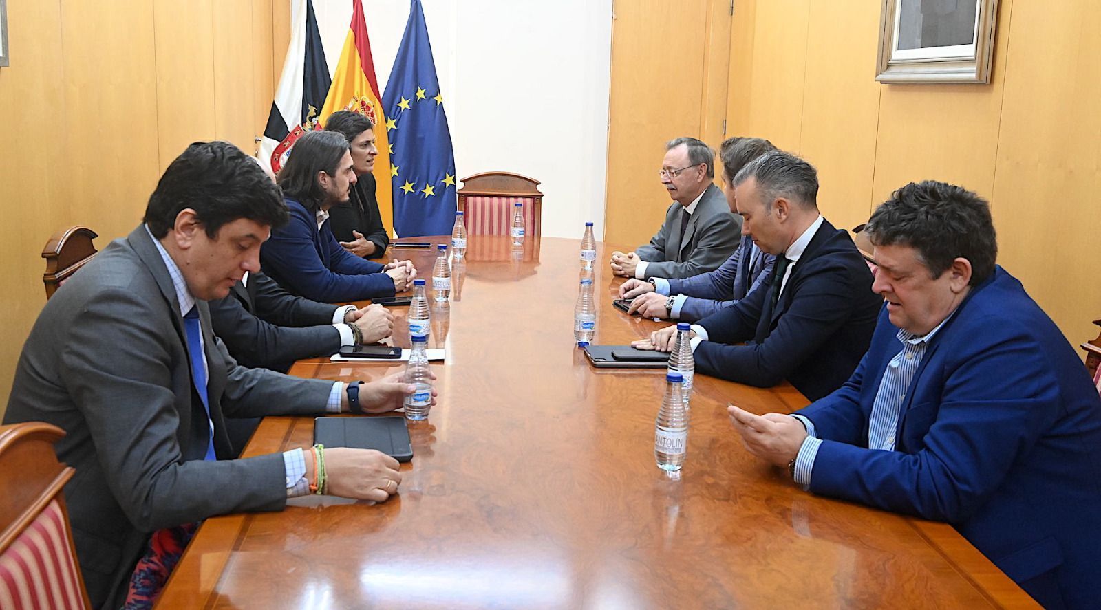 La Ciudad analiza con Spain DC el futuro de los centros de datos en Ceuta