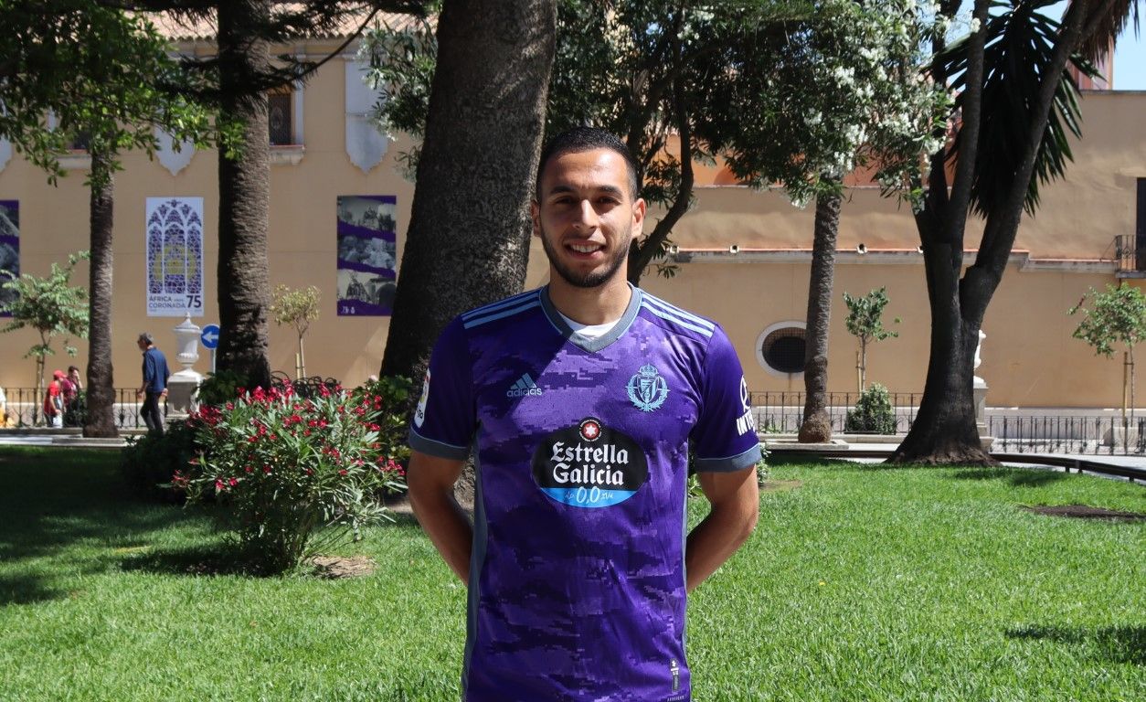 Grave lesión de Anuar: dice adiós a la temporada con el Valladolid al romperse el cruzado de la rodilla