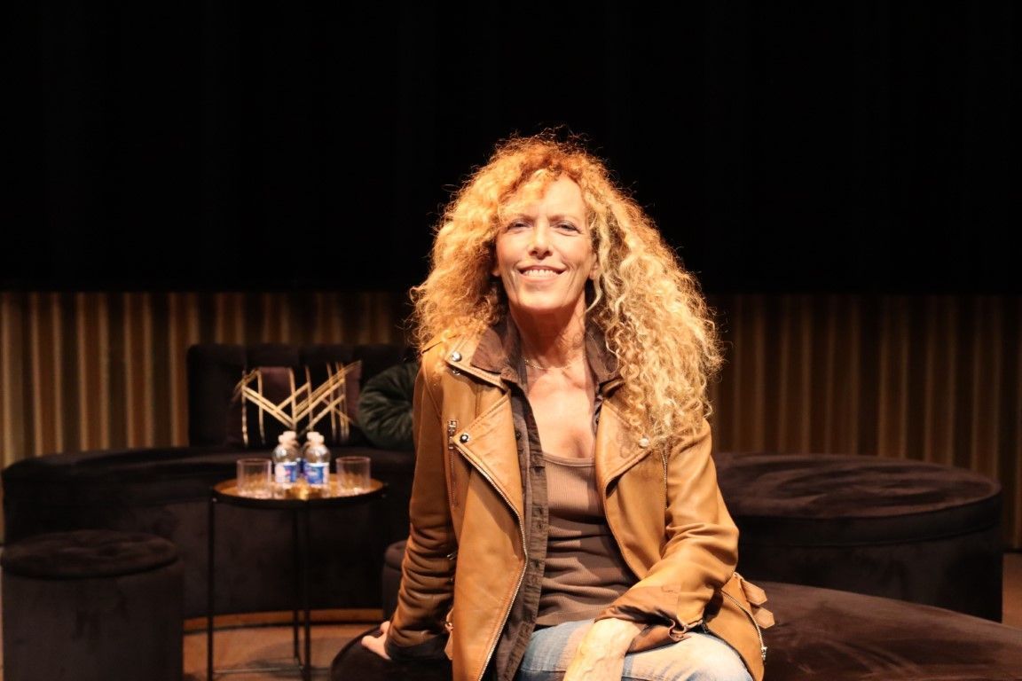 Carmen Conesa: “la perseverancia y el buen humor, claves para llevar 40 años en el escenario”