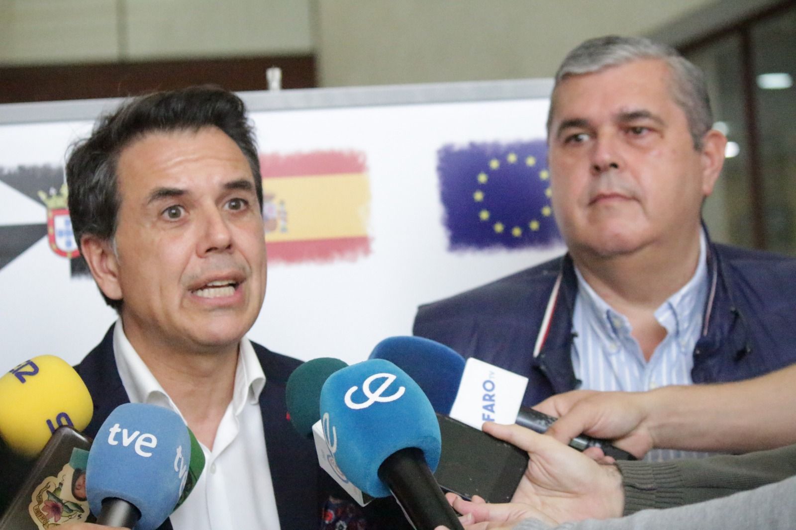 Rios y Romaguera presentan el sistema Es-Alert de aviso de emergencias a la población