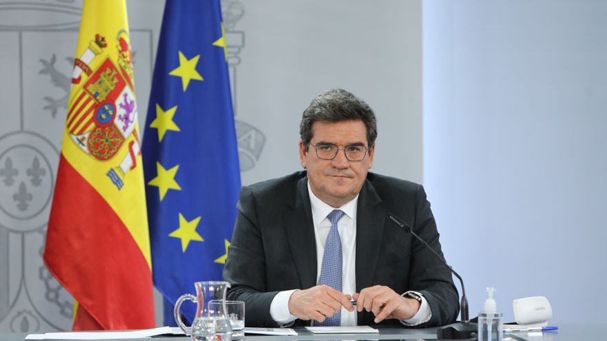 El ministro Escrivá, a favor de legislar el reparto de MENAS entre las autonomías