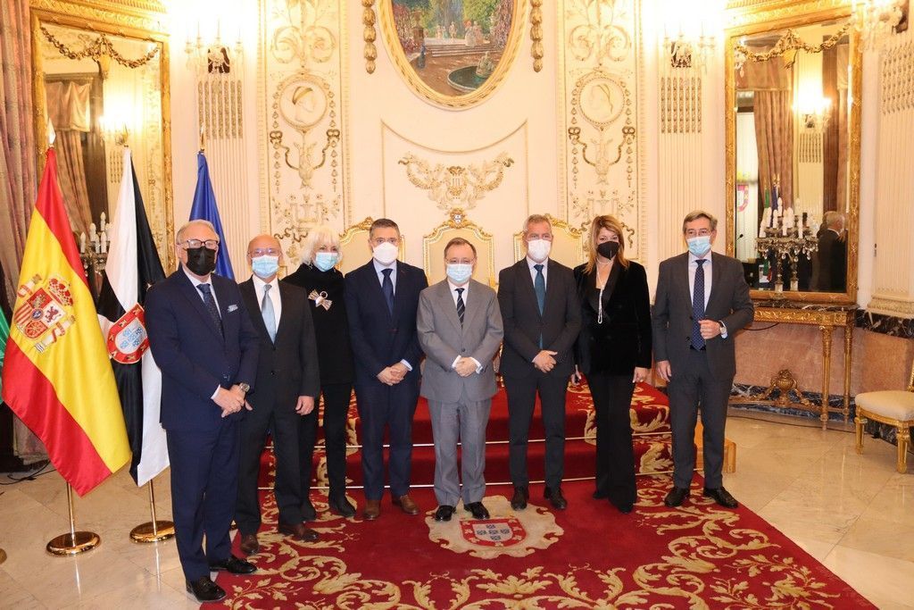El puerto de Ceuta se adhiere a RETE y expresa su compromiso por la integración puerto-ciudad