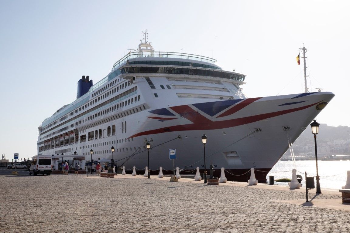 Nuestra ciudad recepciona un nuevo crucero con 1.300 turistas a bordo