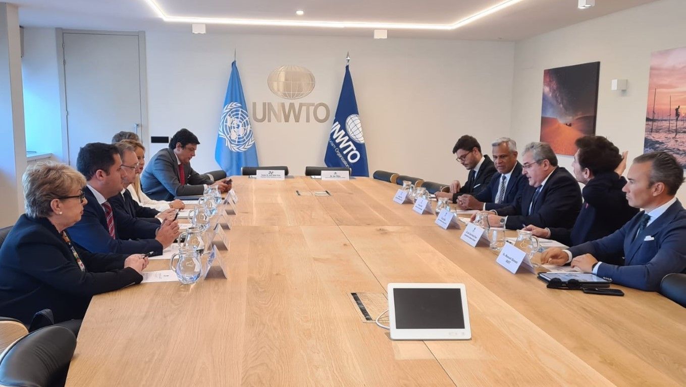 Juan Vivas destaca que ser miembro de la Organización Mundial del Turismo es un paso “definitivo y decisivo”