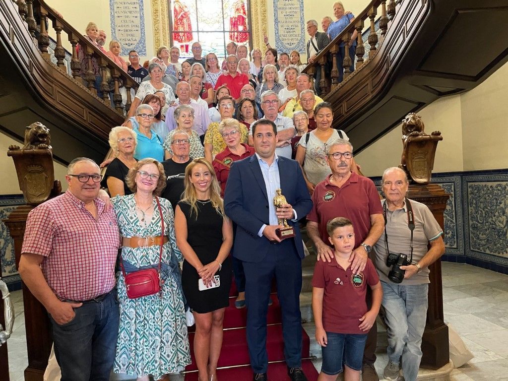 Bienvenida a los participantes del II Encuentro de Seat 600 y coches clásicos
