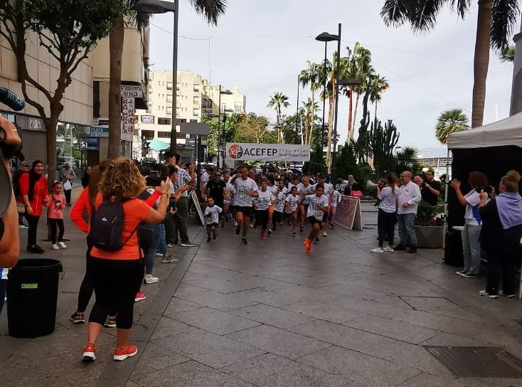Buen ambiente y solidaridad en la X Carrera por la Salud Mental organizada por Acefep