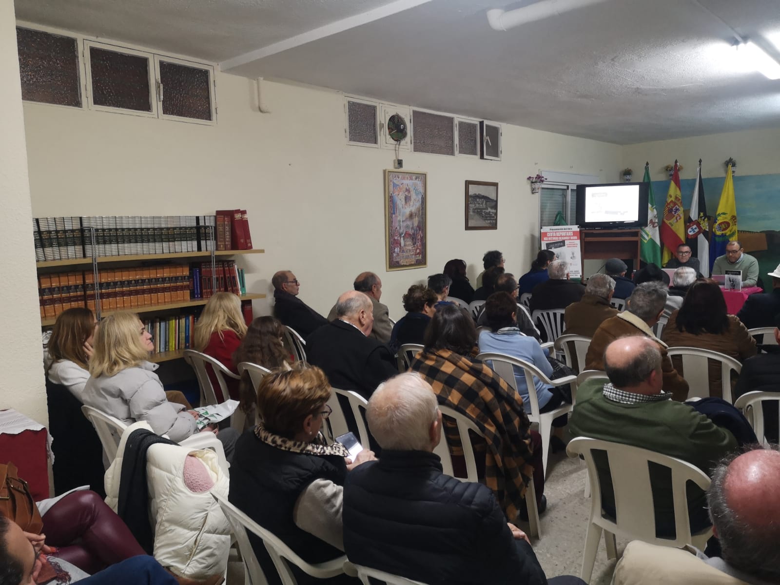 Antonio Martín presenta su libro en la Casa de Ceuta en Algeciras