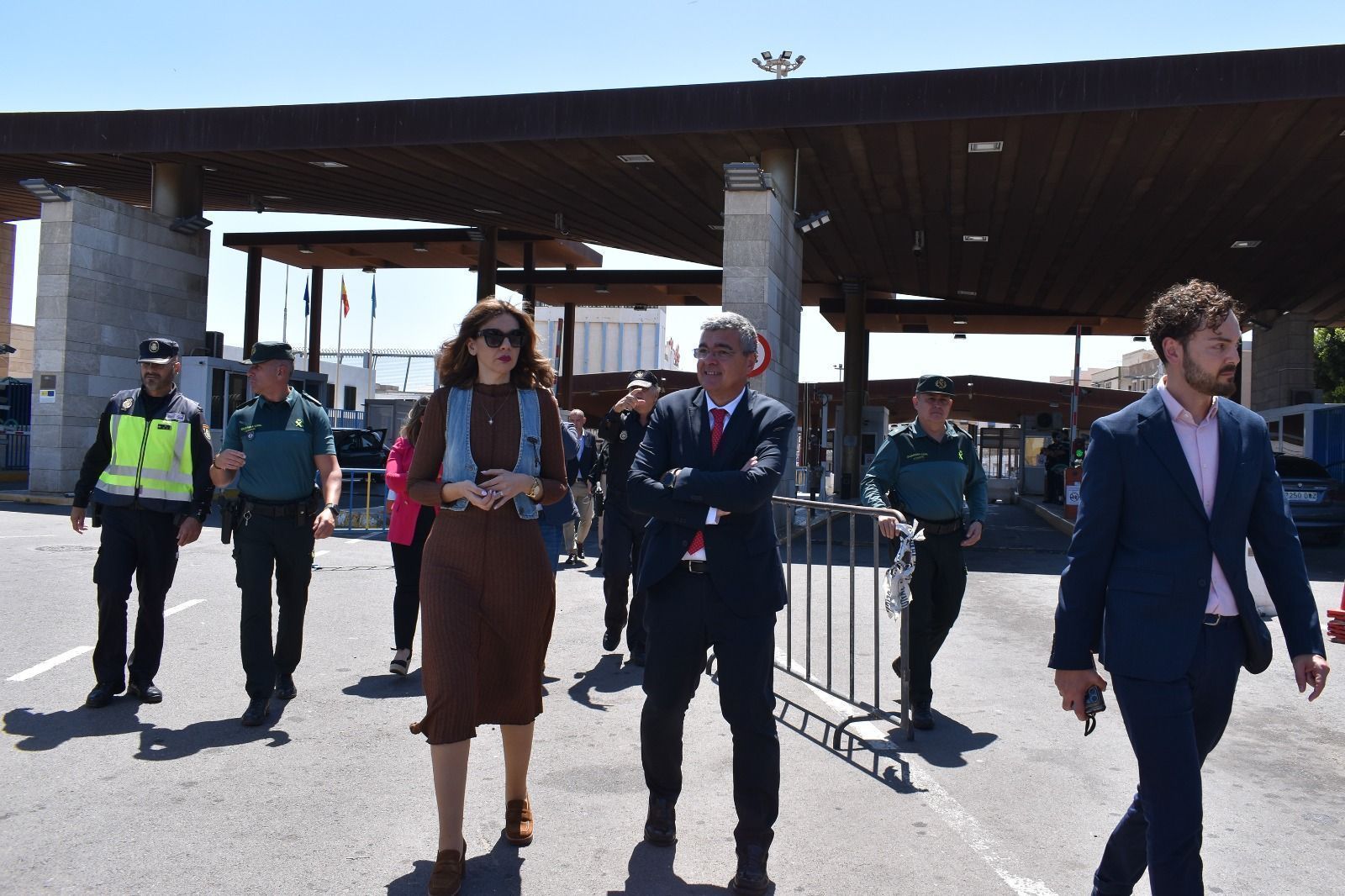 El delegado del Gobierno en Ceuta visita la frontera de Melilla