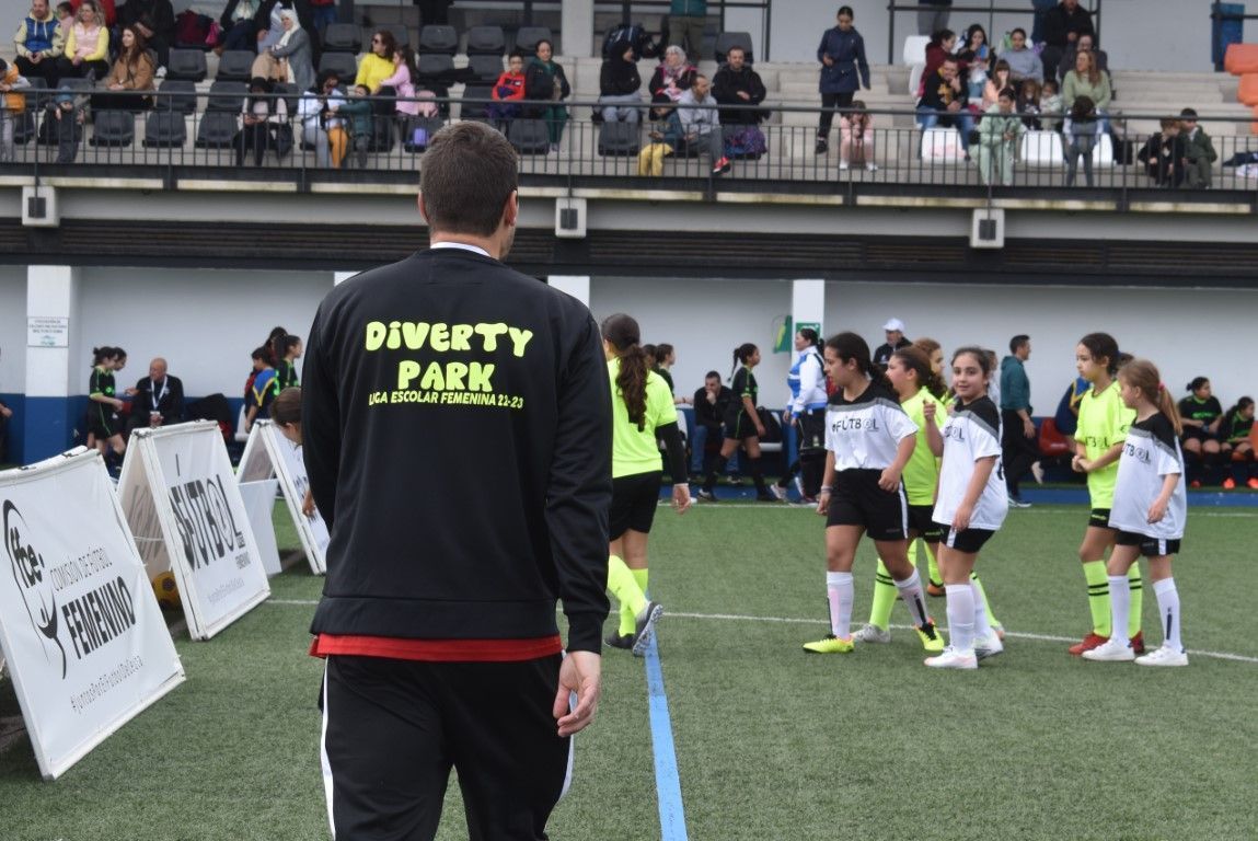 Este sábado se clausura la liga escolar femenina en el Alfonso Murube