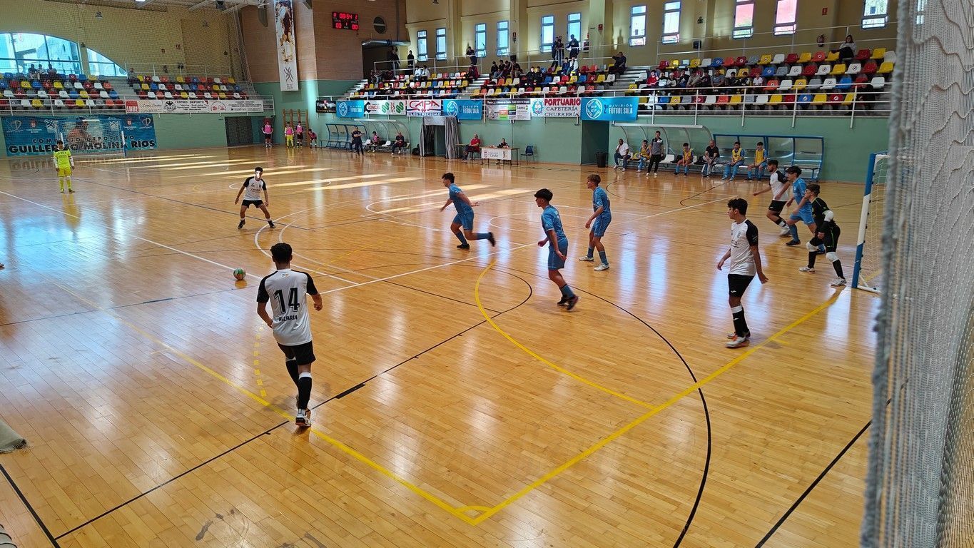 El Deportivo Ceutí cede el liderato tras su derrota ante el Torremolinos (2-5)