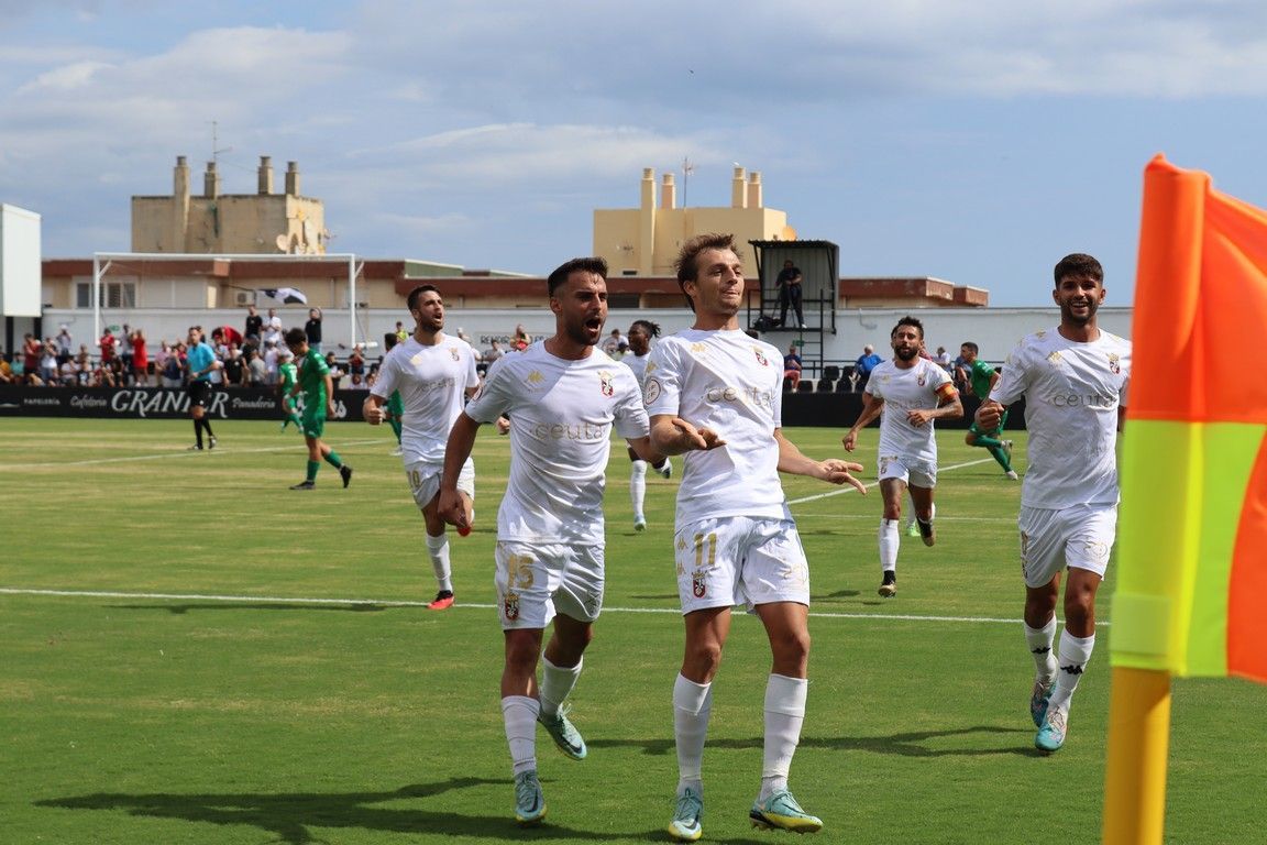 El Ceuta busca hacer del Murube un fortín ante el Murcia