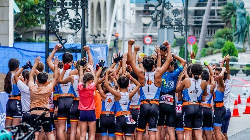 Ceuta acoge la penúltima cita de Pho3nix Kids Triathlon Series by Javier Gómez Noya
