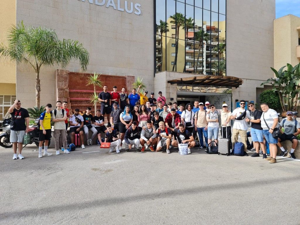 Estudiantes del Centro Integrado de Formación Profesional realizan una vista al supercomputador Picasso