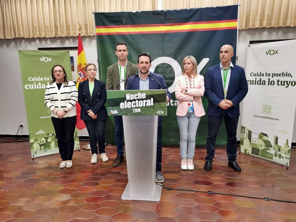 Redondo destaca los logros de Vox pero critica el continuismo del PP y el PSOE en Ceuta