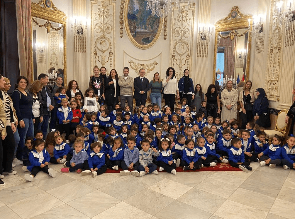 Vivas recibe a los alumnos del CEIP Ciudad de Ceuta