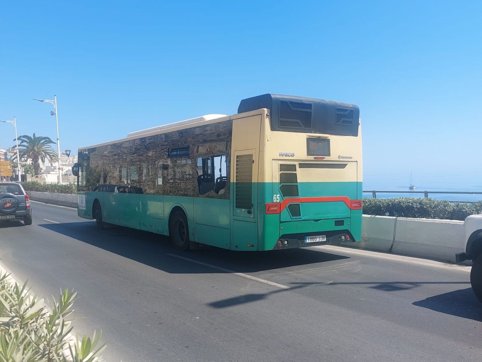Apedrean otro autobús, esta vez en pleno centro de la ciudad